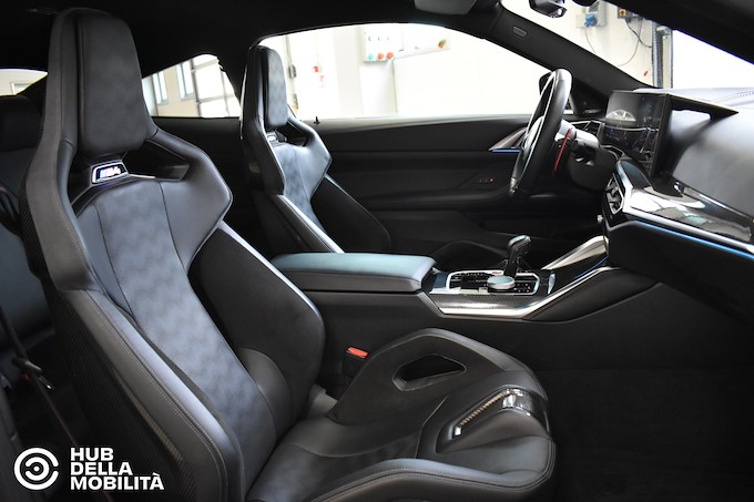 BMW M4 Competition M xDrive Driver's Package